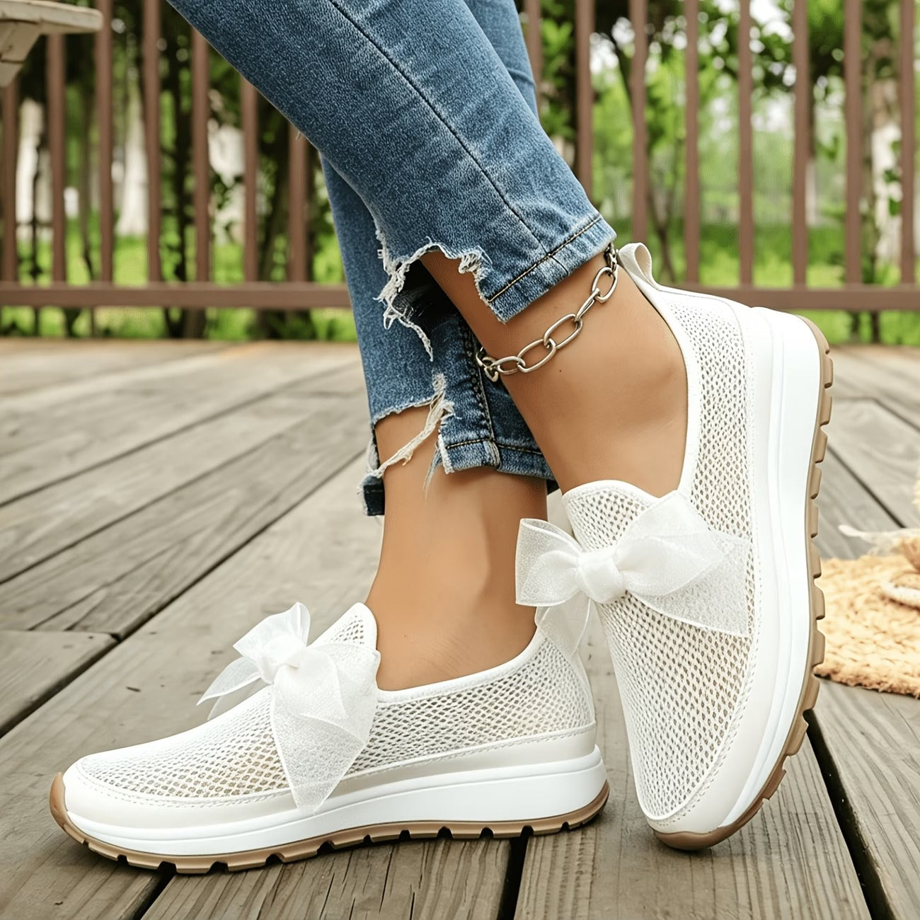 Women's Breathable Mesh Slip-On Lightweight Travel Shoes